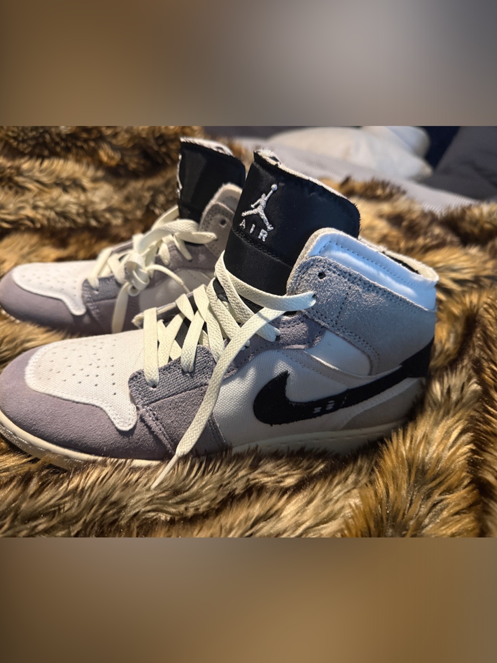 Nike Air Jordan Mid SE craft “Cement gray” size 7 Youth brand new or 8.5 women’s
